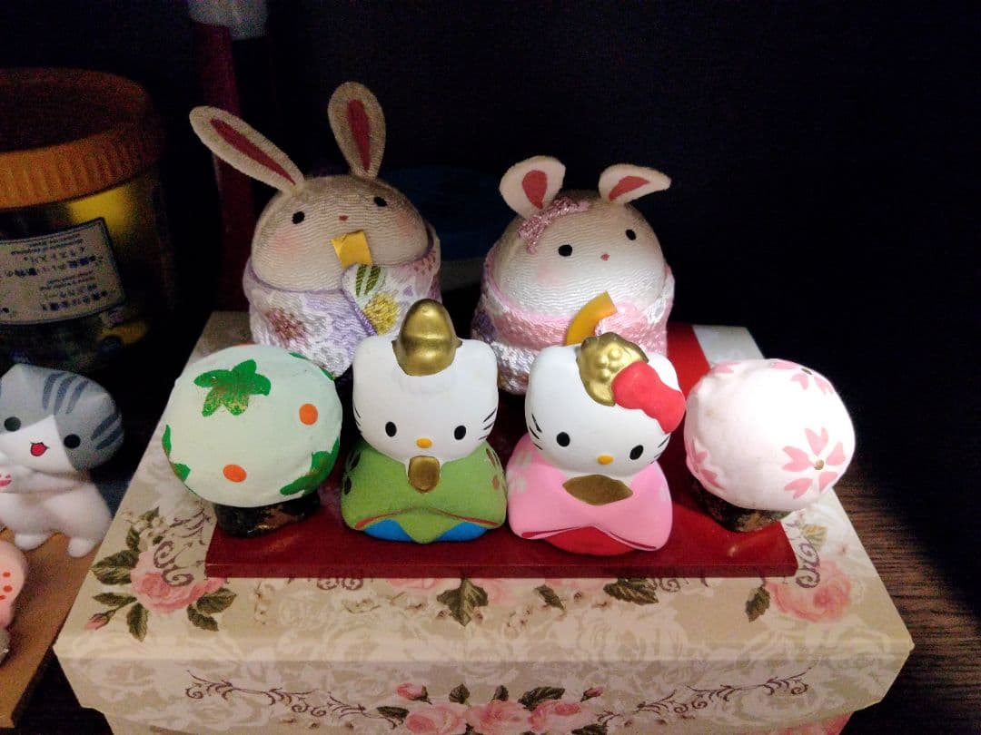 うさぎのお雛様、キティのお雛様