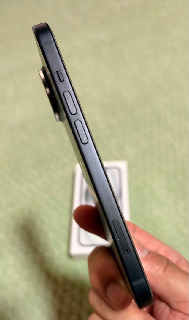 Phone 15 ブラック SIMフリー 128GB 中古美品