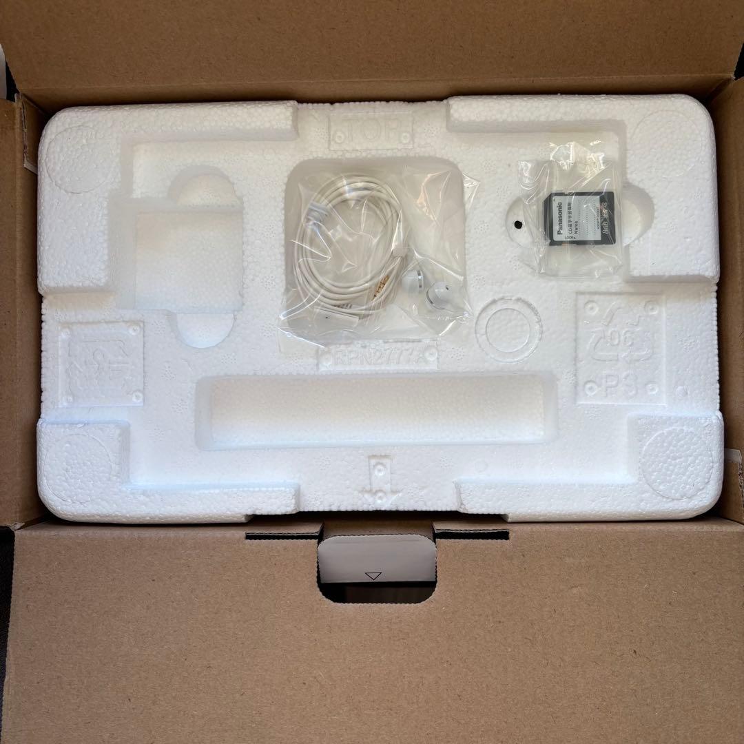 Panasonic SL-ES1 ポータブルCDプレーヤー