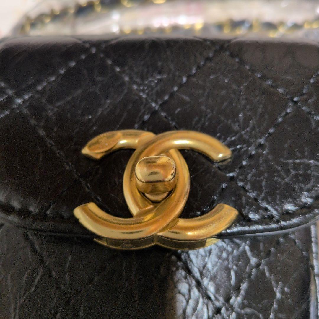 CHANELノベルティ携帯ポーチ