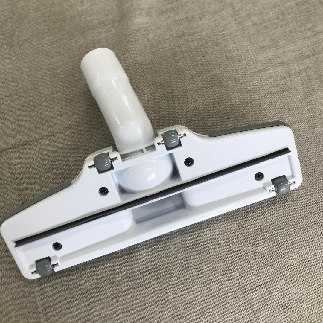 マキタ コードレス掃除機　　 CL181FDZW