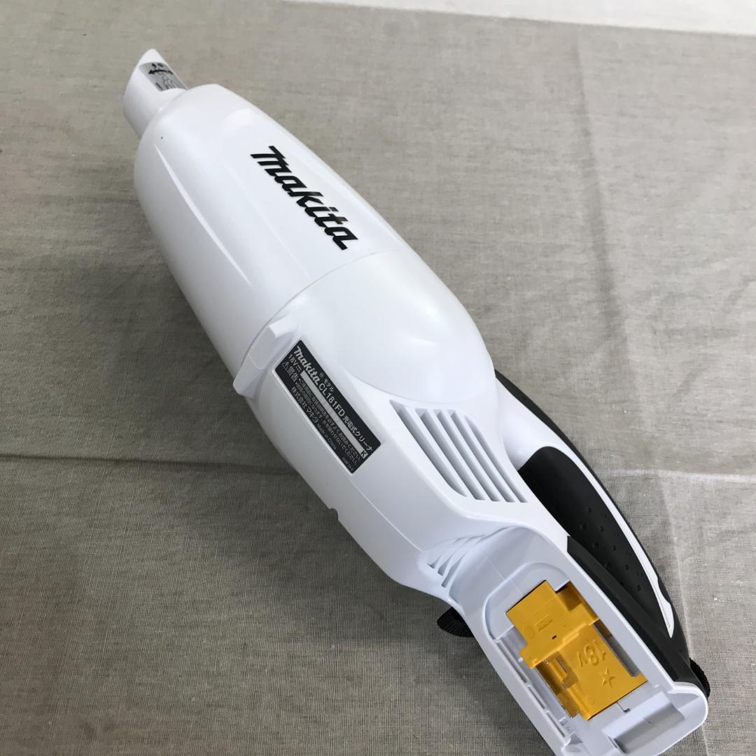 マキタ コードレス掃除機　　 CL181FDZW
