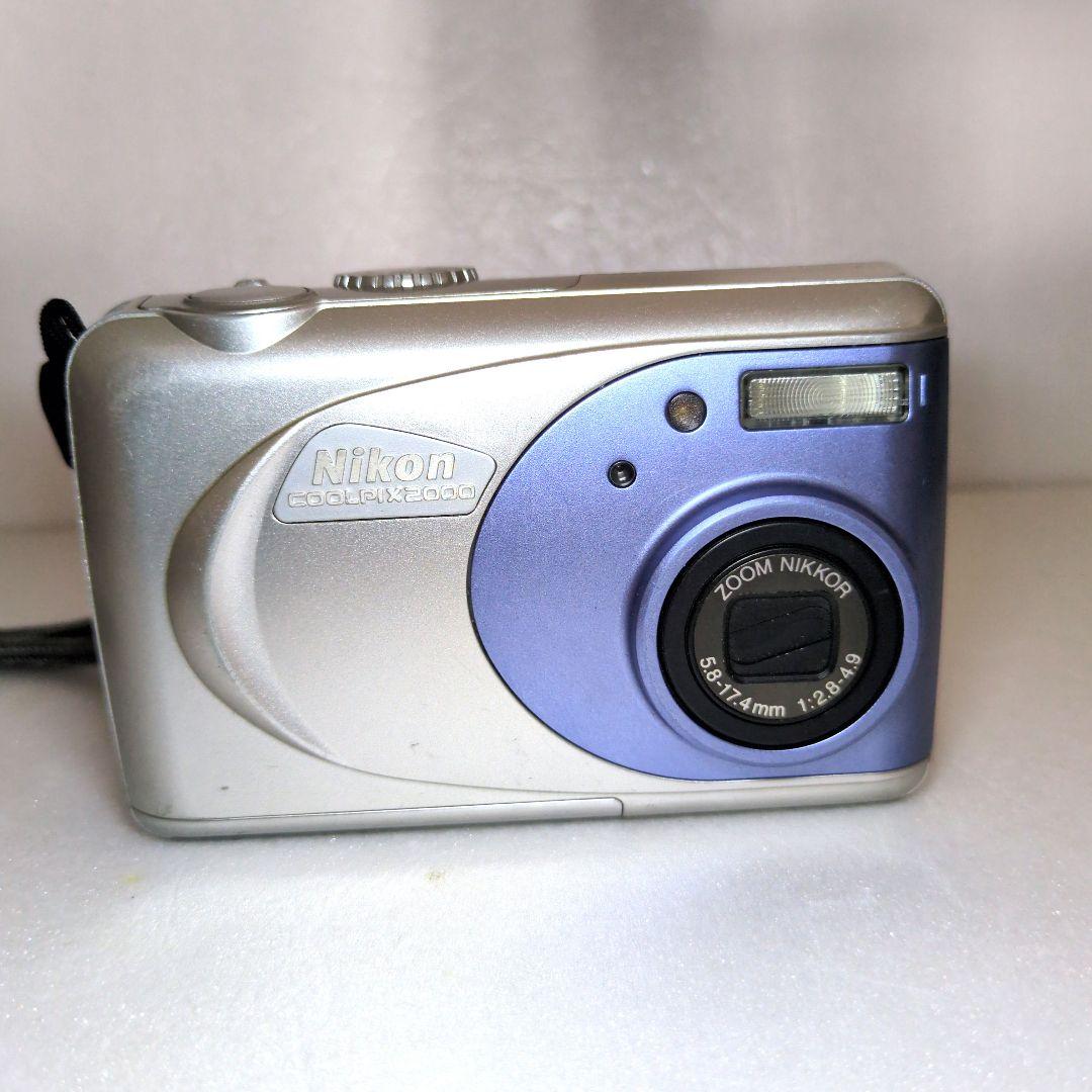 Nikon CoolpixＥ2000動作確認　完動品本体液晶キズアタリなくキレイ