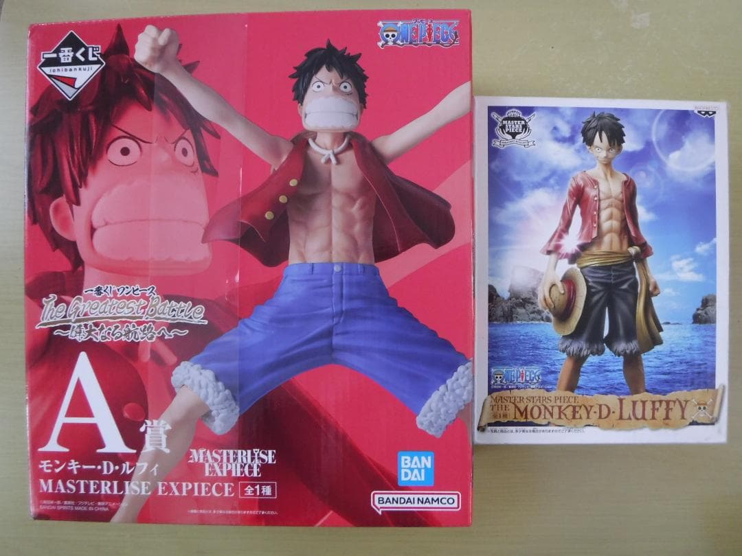 ワンピース　一番くじ中心グッズ２７点セット　フィギュア・アクリルスタンド他