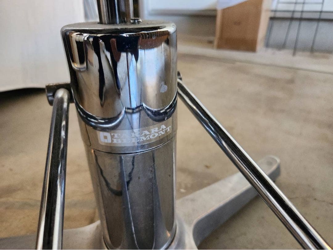 タカラベルモント ラビットキャプテン2 スタイリングチェア