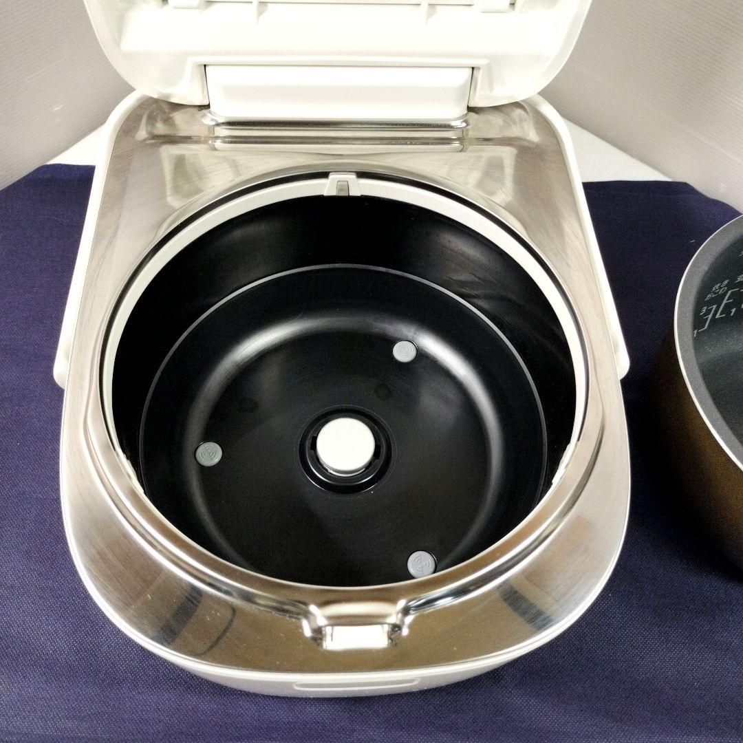 Panasonic IHジャー炊飯器 SR-UNX101