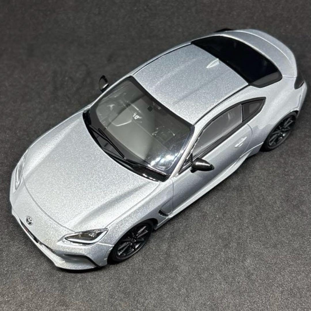 1/30 トヨタ カラーサンプル GR86 ZN8 アイスシルバーメタリック