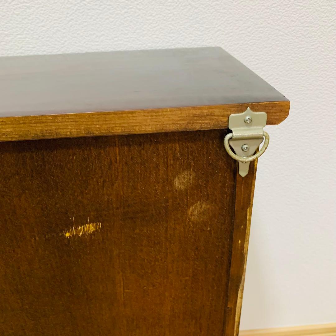 コレクションケース　木製　観音扉　インテリア　アンティーク　ヴィンテージ　飾り棚