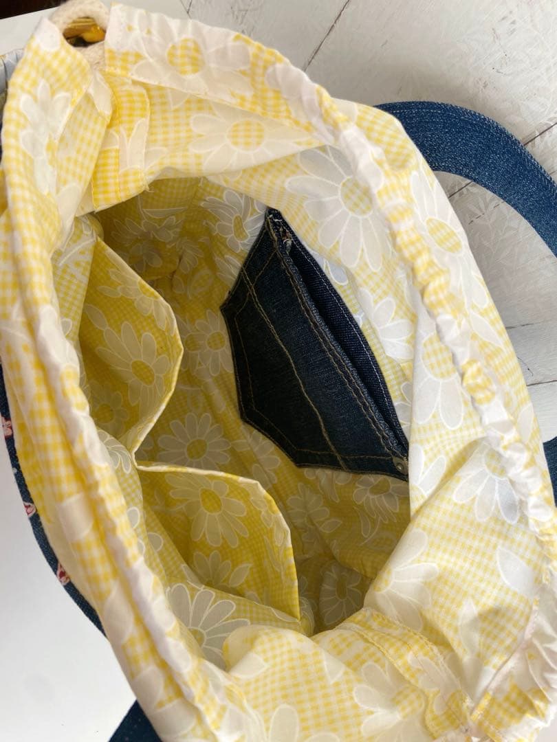 デニムリメイクバッグS お花とうさぎ