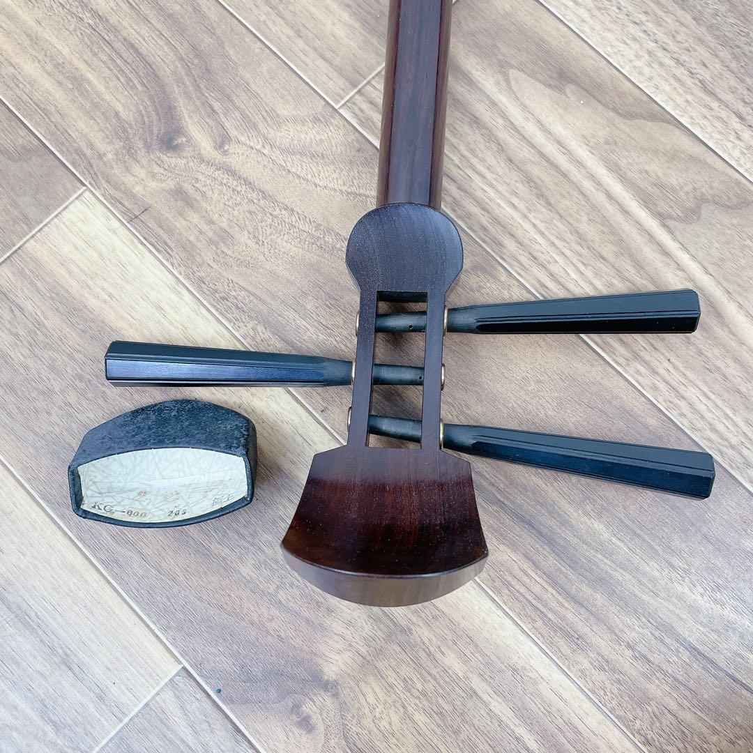 三味線 紅木 虎トチ 細棹 綾杉胴 和楽器　鳩胸　金細