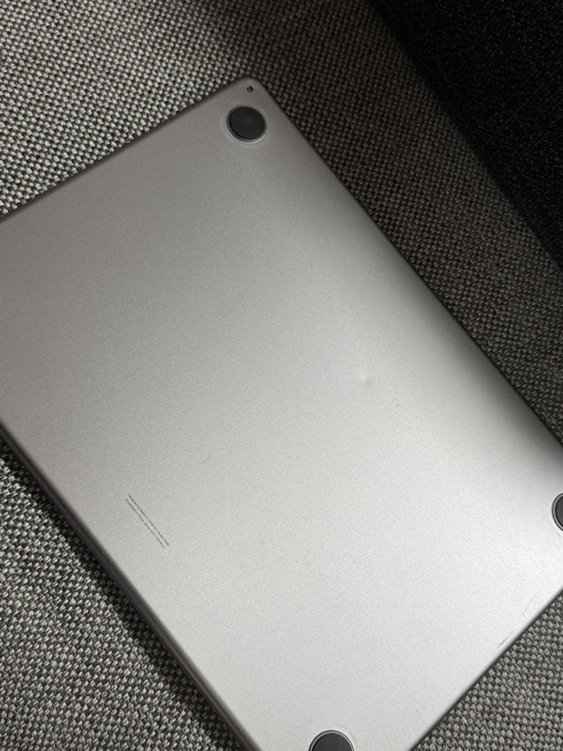 【美品】MacBook Air M2 8GB 256GB 充放電68回