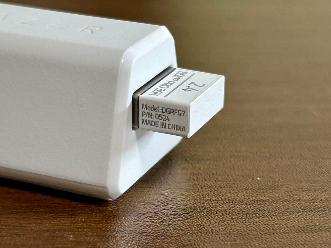 Razer Basilisk V3 Pro 35K 白 美品