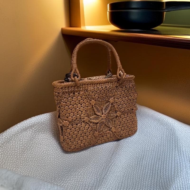 ✨希少美品✨山葡萄かごバッグ 六角花結び編み 立体花編み 内布付き