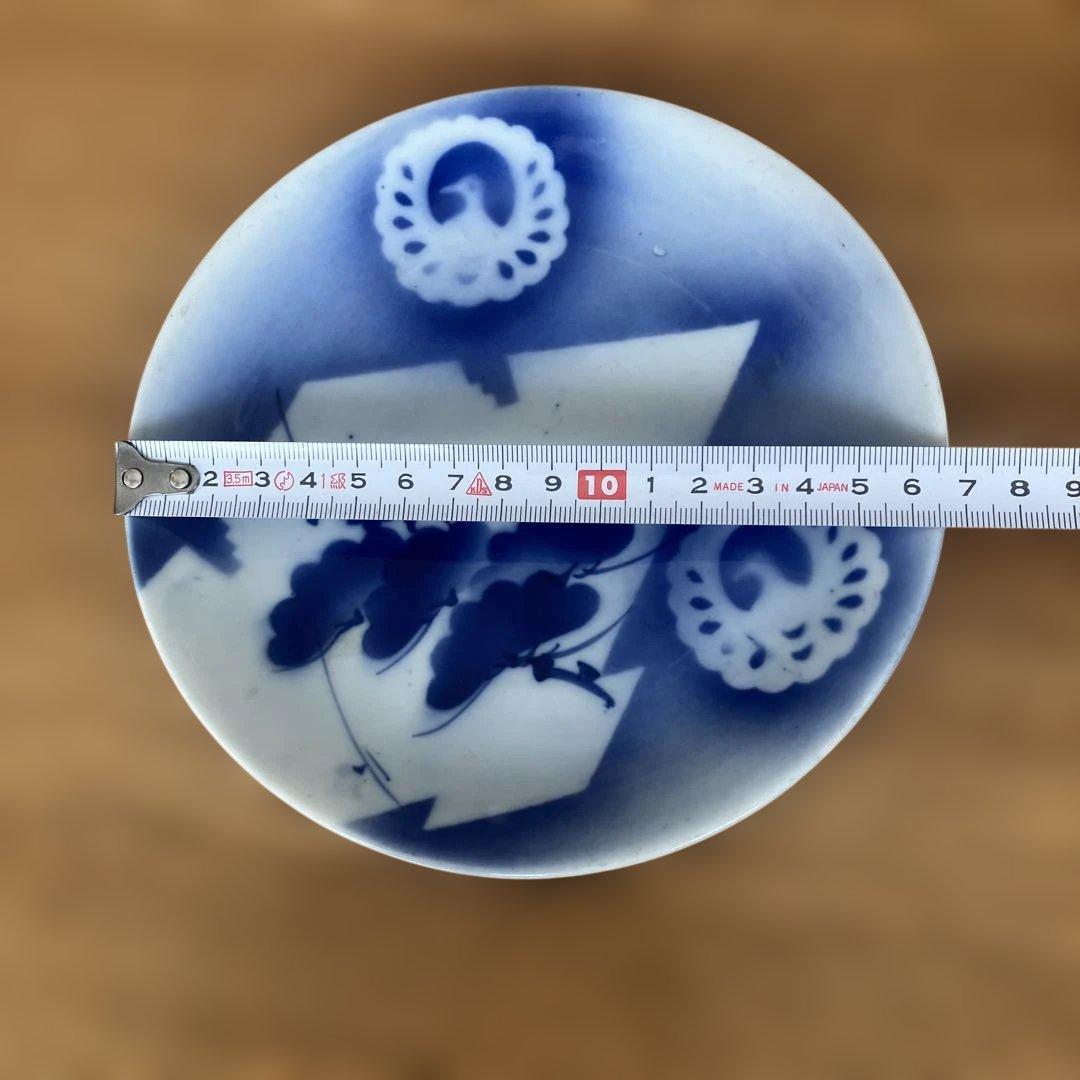 希少　明治〜戦前の深川製磁　松と梅の菱紋と鶴丸紋　呉須吹き掛け手法　器5枚