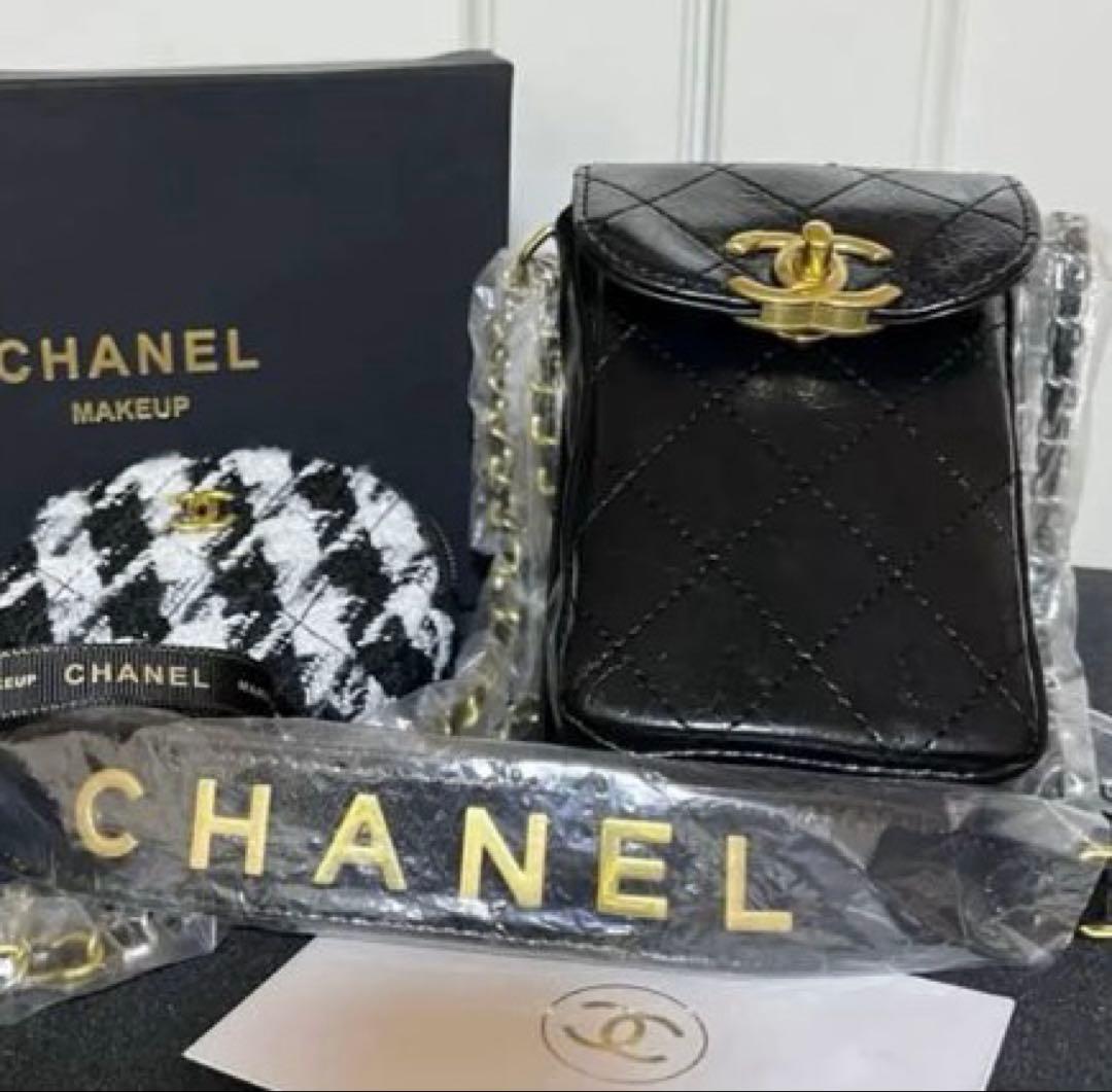 CHANELシャネルスマホショルダーパース付きレディースココマーク人気