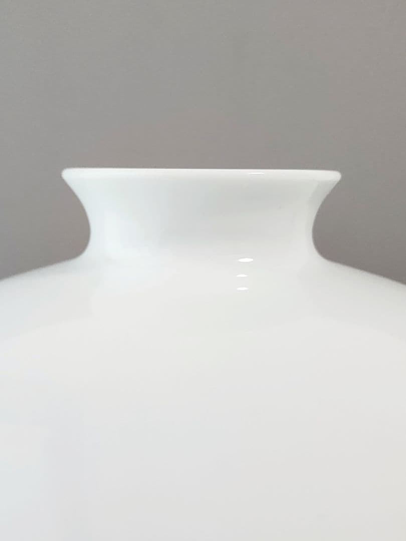 人間国宝　井上萬二　本人作 白磁丸形壷 高さ：約30㎝ 展示用木札　共箱付