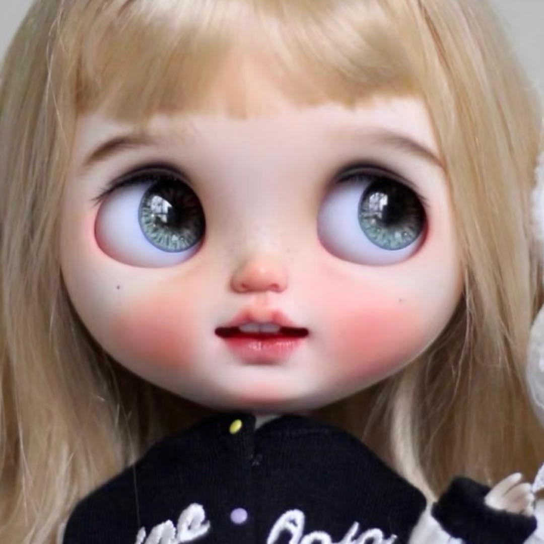 カスタムブライス 人形 幼い かわいい 海外作家様 笑顔 優しい ドール