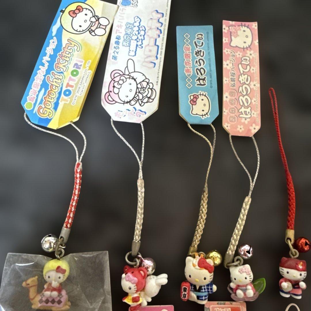 大特価！ハローキティご当地 ストラップ １8個レア希少セット