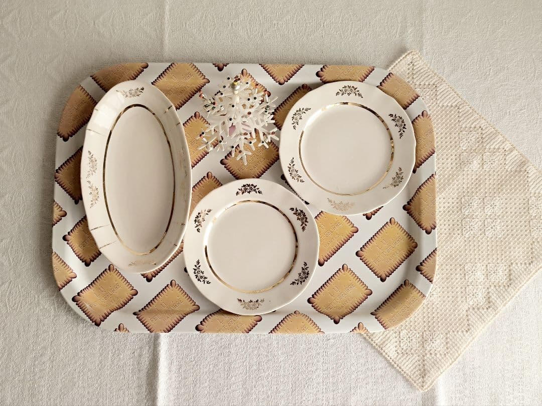 * old arabia ❀ 金彩のお花 * .. オーバルプレート ラヴィエ