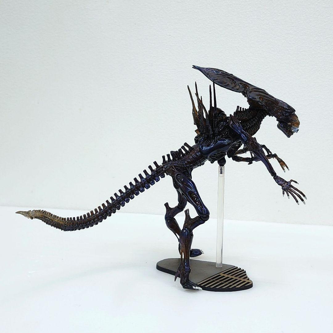 特撮リボルテック　No.018 エイリアン　クイーン　海洋堂