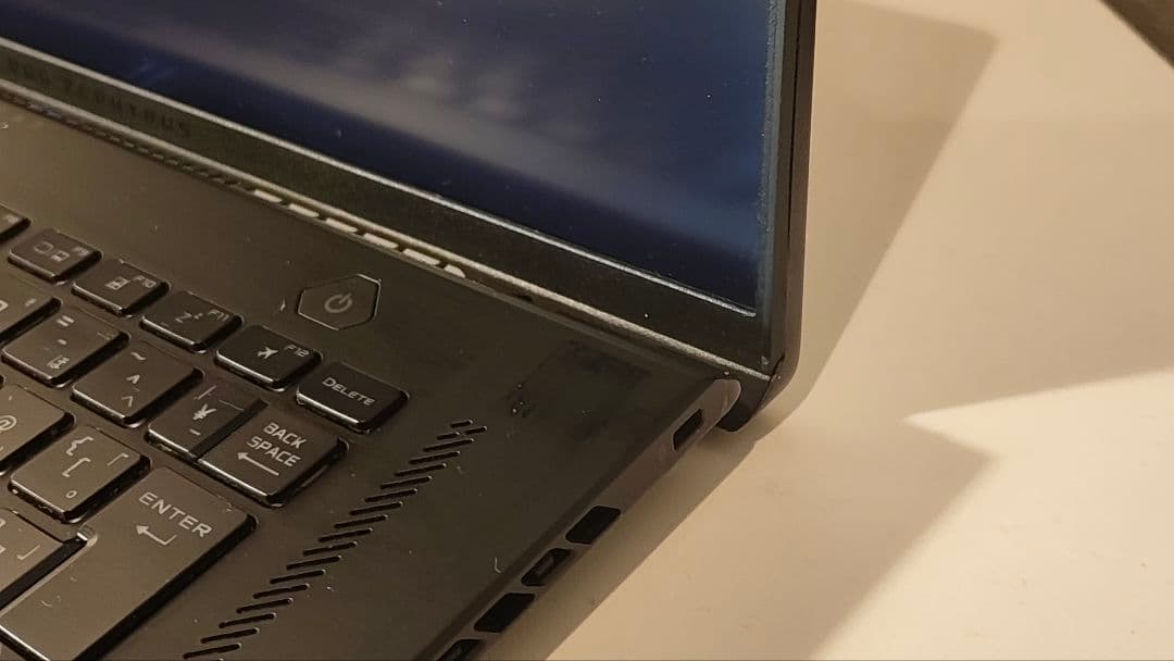 ASUS ROG Zephyrus ゲーミングノート M16 GU603ZW