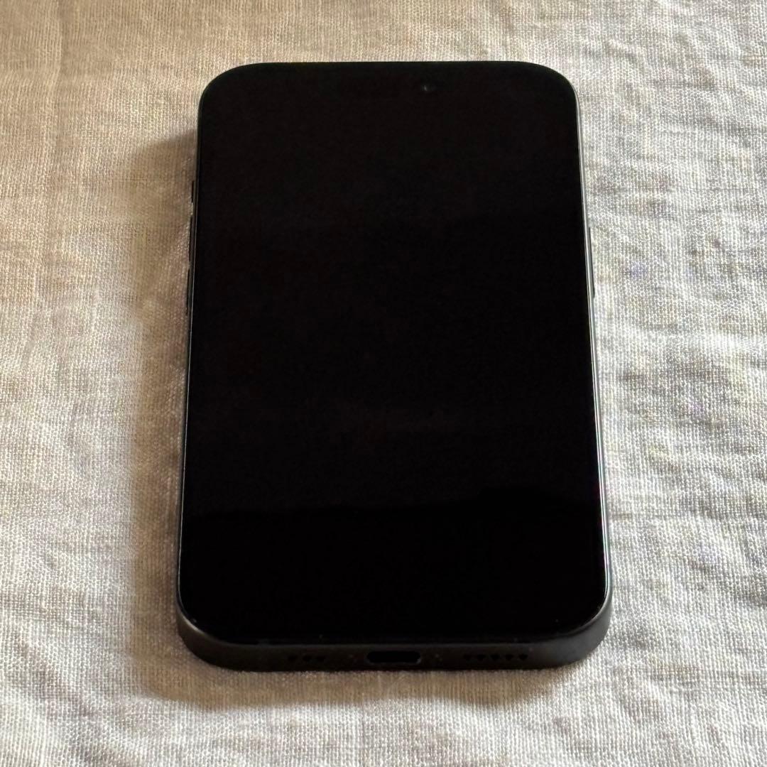 iPhone15 128GB ブラック SIMフリー バッテリー100％ 保証有
