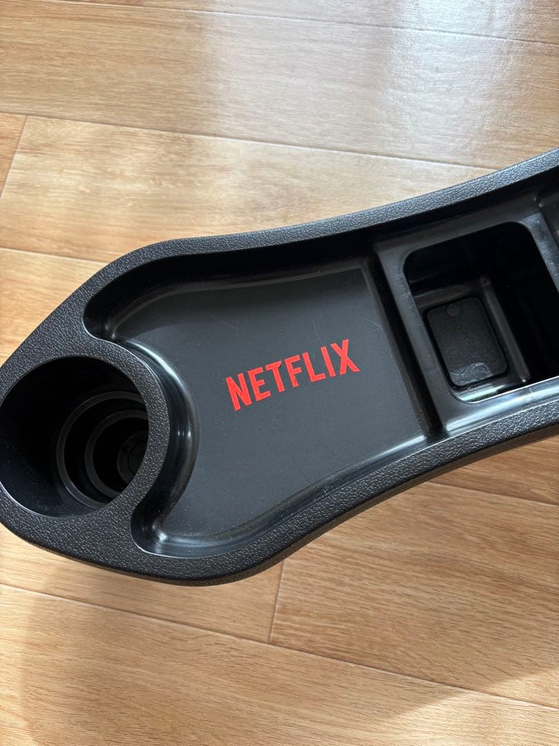 NetflixBEAMSコラボドリンクホルダー　非売品