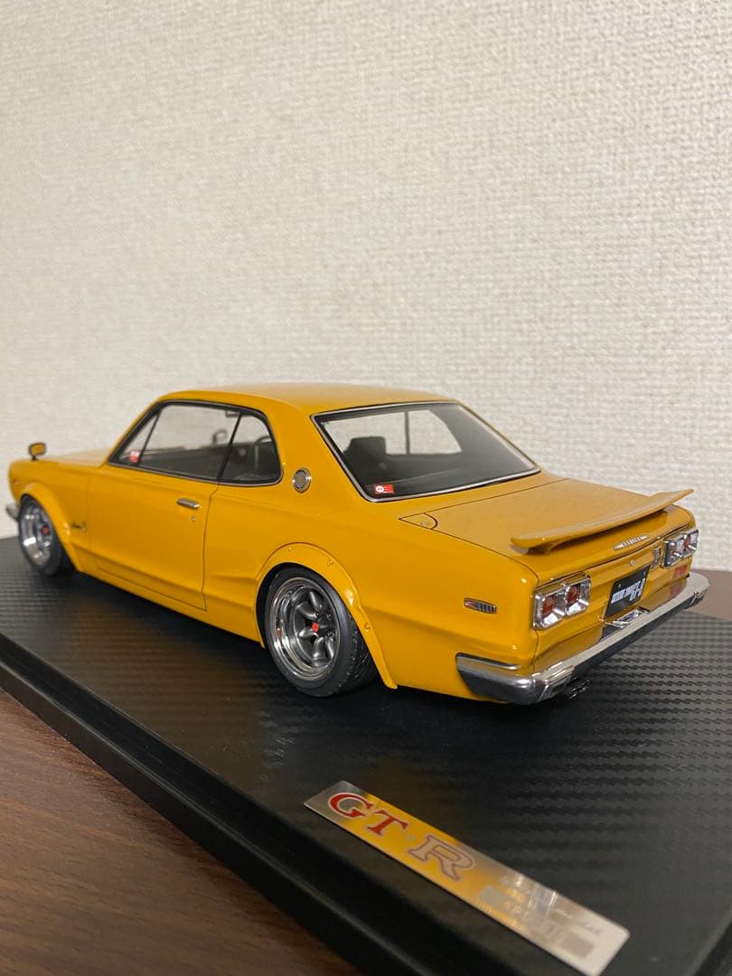 ミニカー 1/18 Nissan Skyline 2000 GT-R (KPGC10)