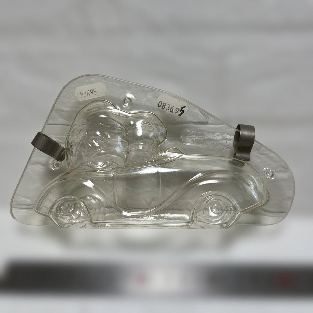 イースター✳︎車にのるウサギ✳︎チョコレートモールド✳︎未使用品