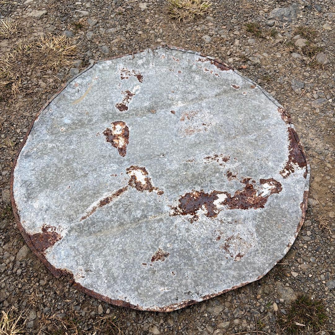 ジャンクガーデン　インダストリアル　トタン板　丸型　円盤　錆びたトタン板　鉄