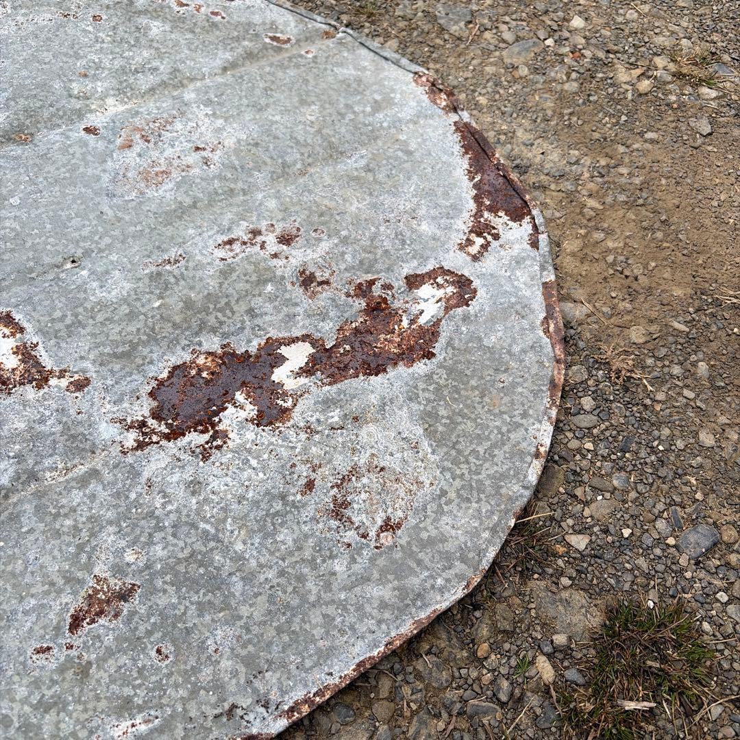 ジャンクガーデン　インダストリアル　トタン板　丸型　円盤　錆びたトタン板　鉄