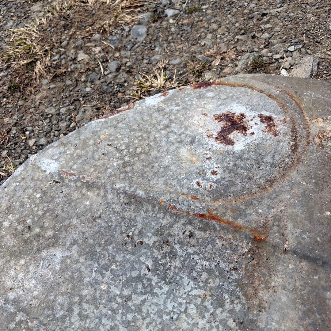 ジャンクガーデン　インダストリアル　トタン板　丸型　円盤　錆びたトタン板　鉄