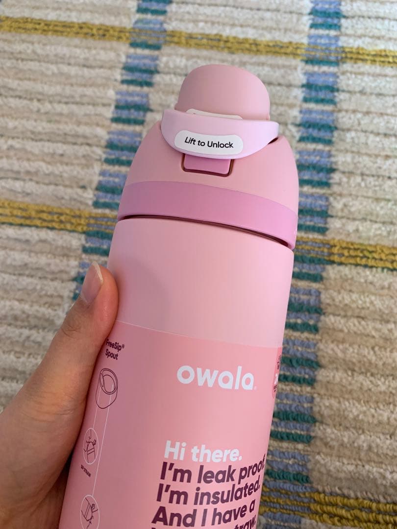 owala ピンク 水筒 ストロー　底カバー付き　710ml