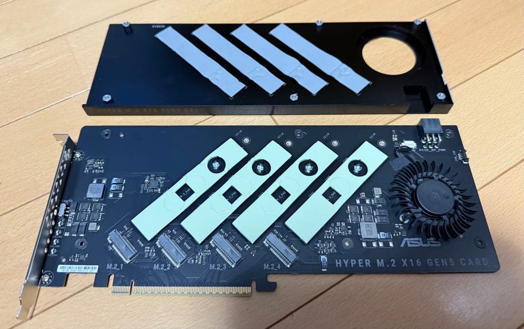 ⭐️極美品 ASUS Hyper M.2 x16 Gen5 カード