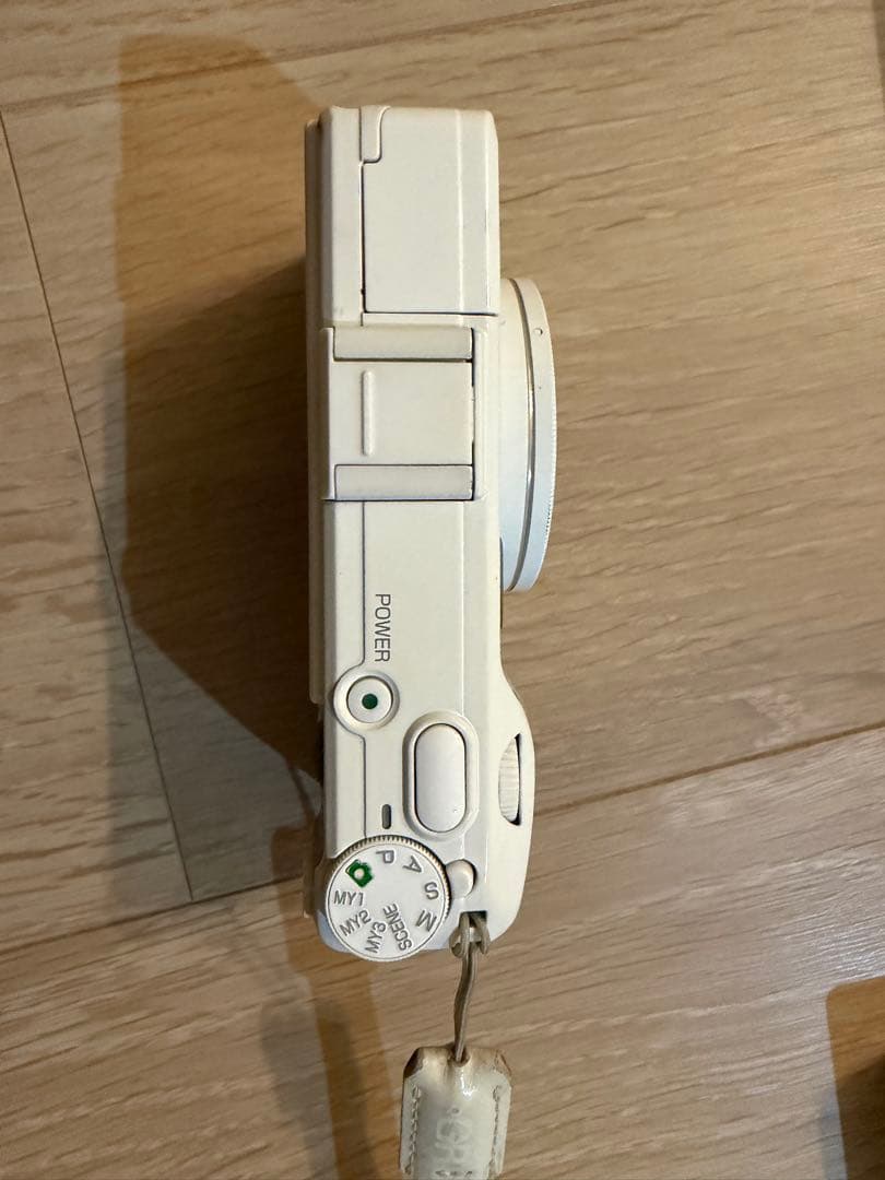 RICOH GR DIGITAL ホワイト