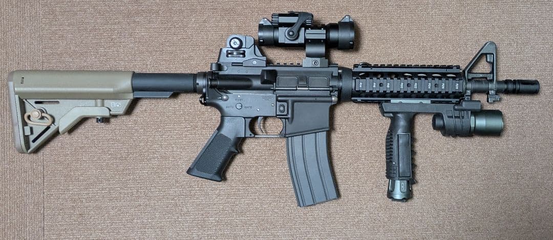 東京マルイ　ガスブロ　cqb r 　カスタム