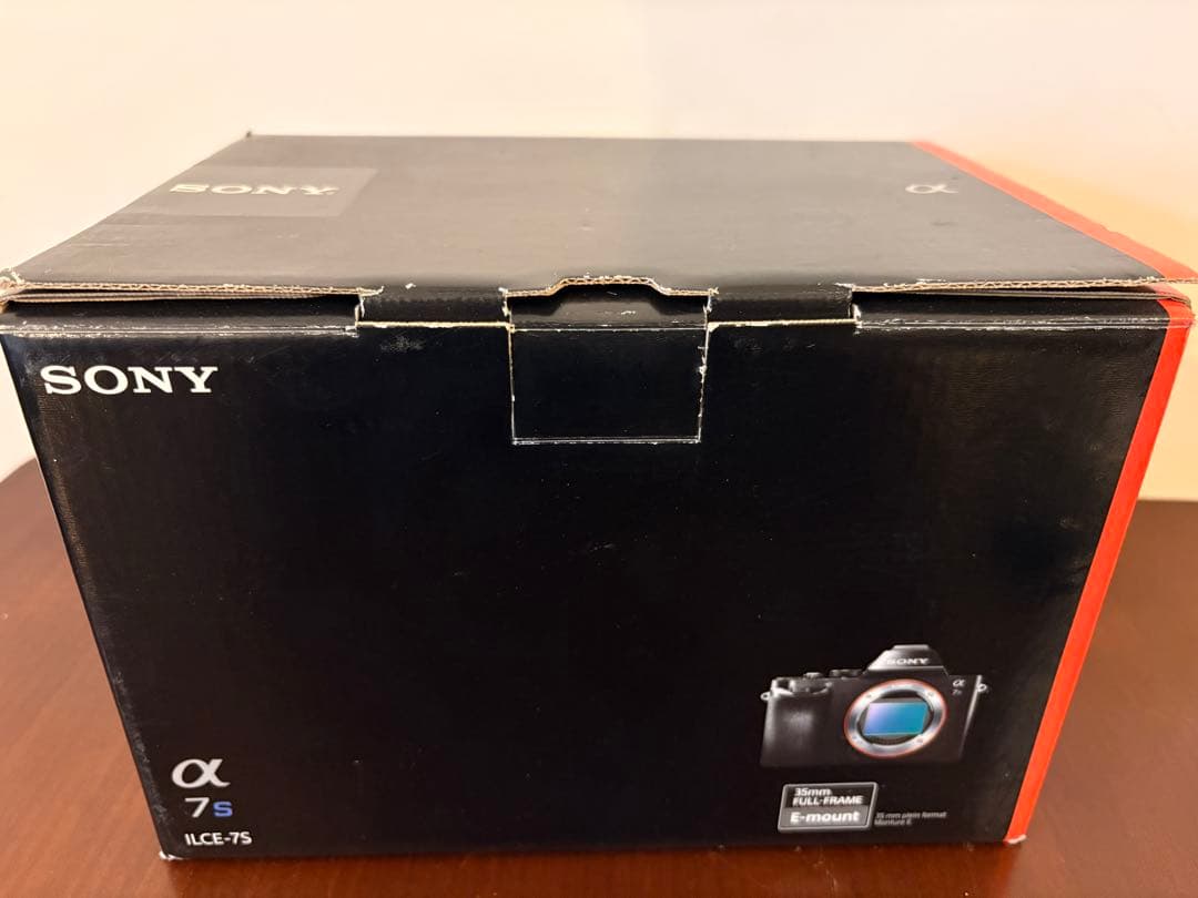 SONY α7S 初代 ボディ ILCE-7S バッテリー2個、充電器