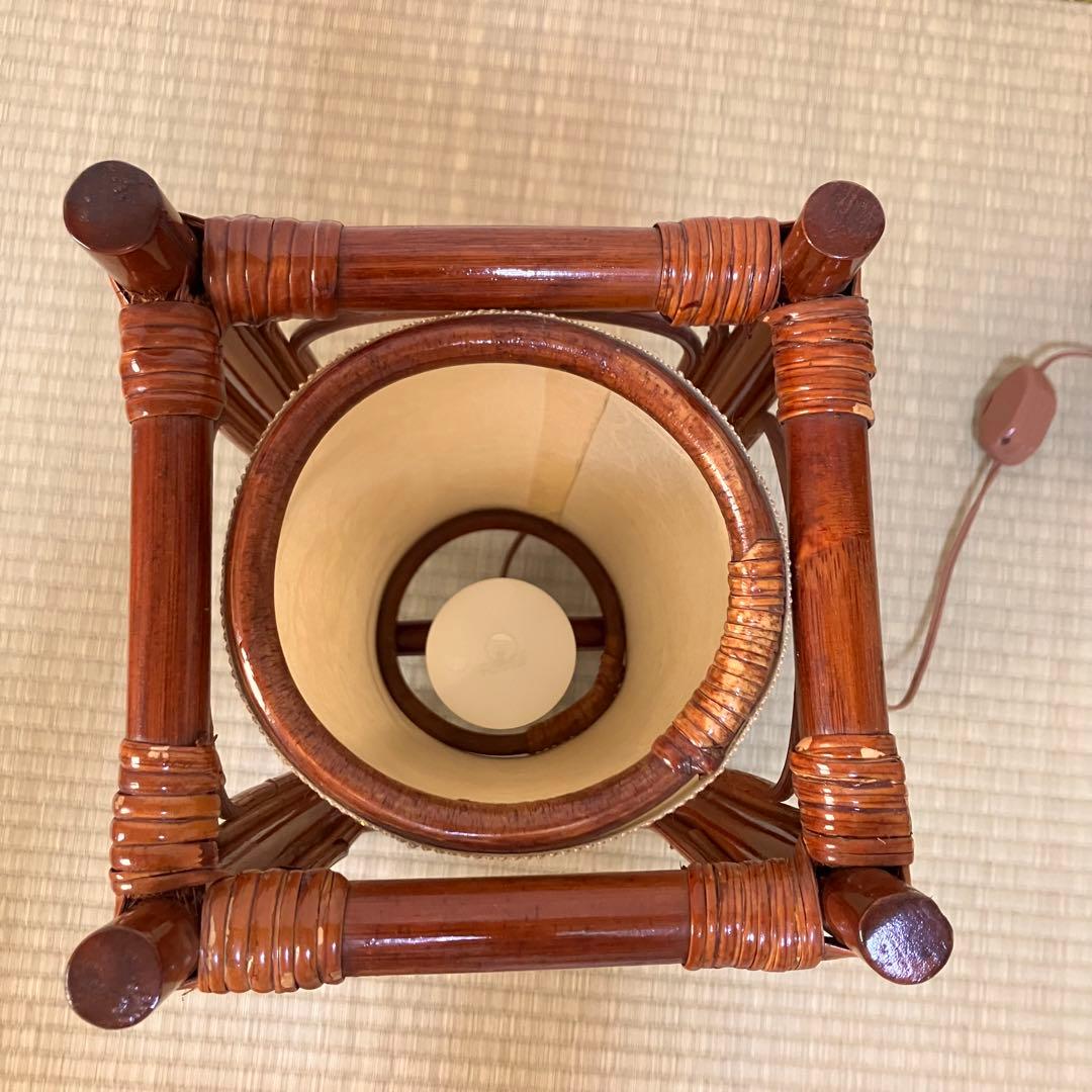 ラタンのフロアランプ・ラタンランプ・籐製ランプ・アジアンランプ・和風レトロ・昭和