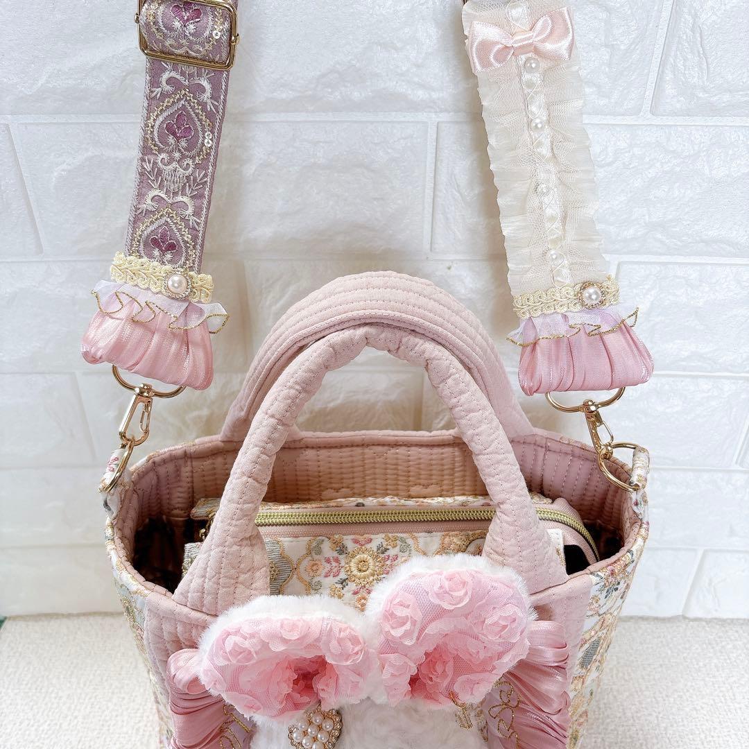 コヤンイサムチョン　フリルバッグ　ピンク　ショルダー紐　ハチワレにゃんこ