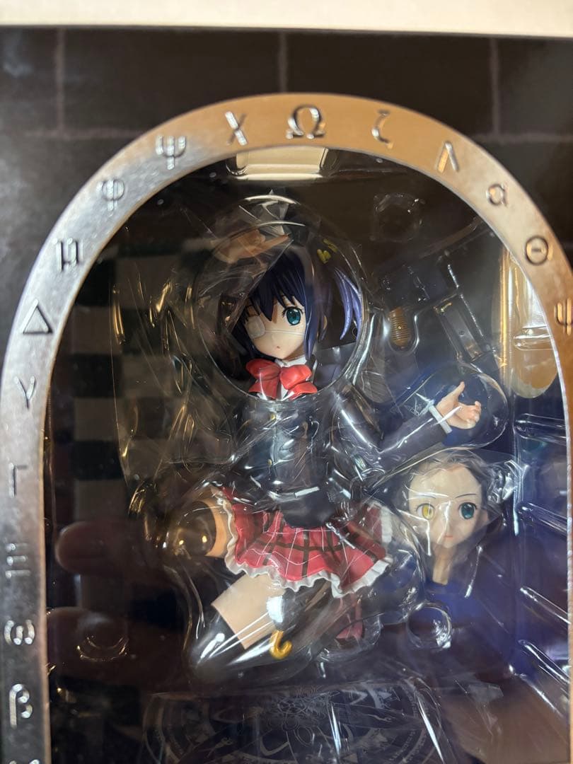 未開封 京都アニメーション 小鳥遊六花 1/8スケールフィギュア