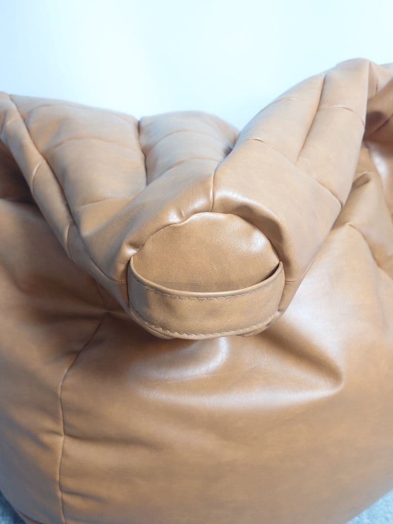 ブラウン キルティングビーズクッション　Drop2