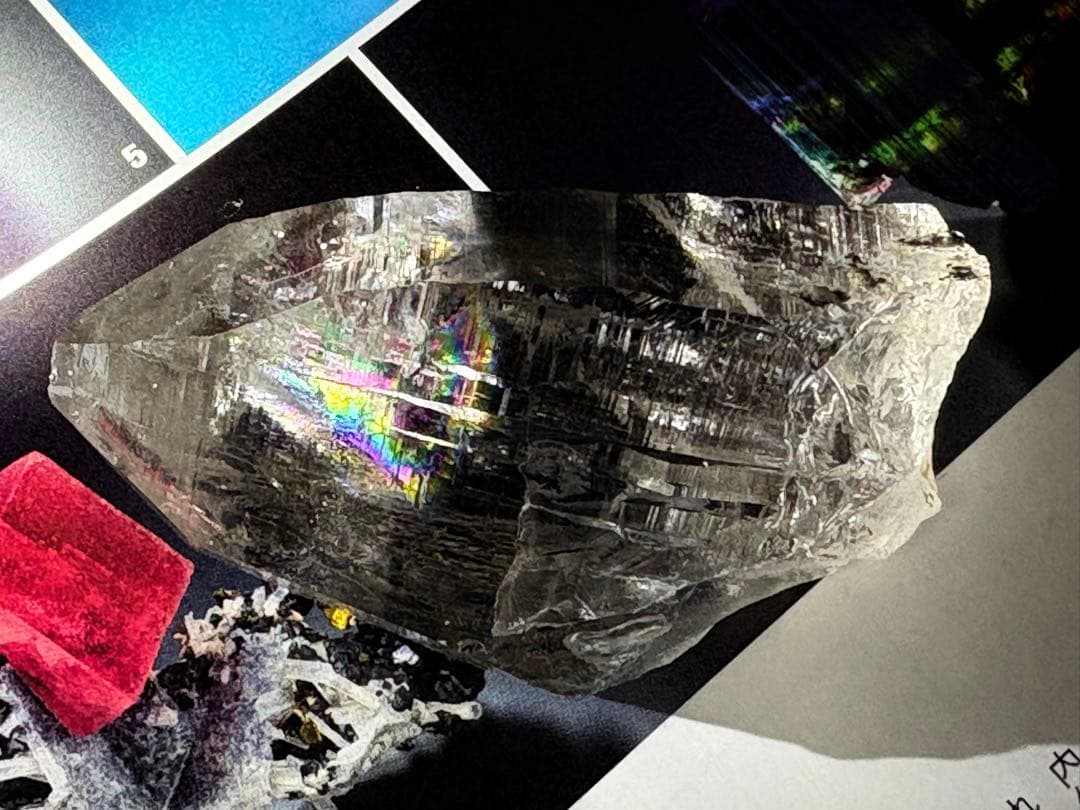 ガネッシュヒマール水晶　絶品の巨大アイリス　透明度高　レコードキーパー△群