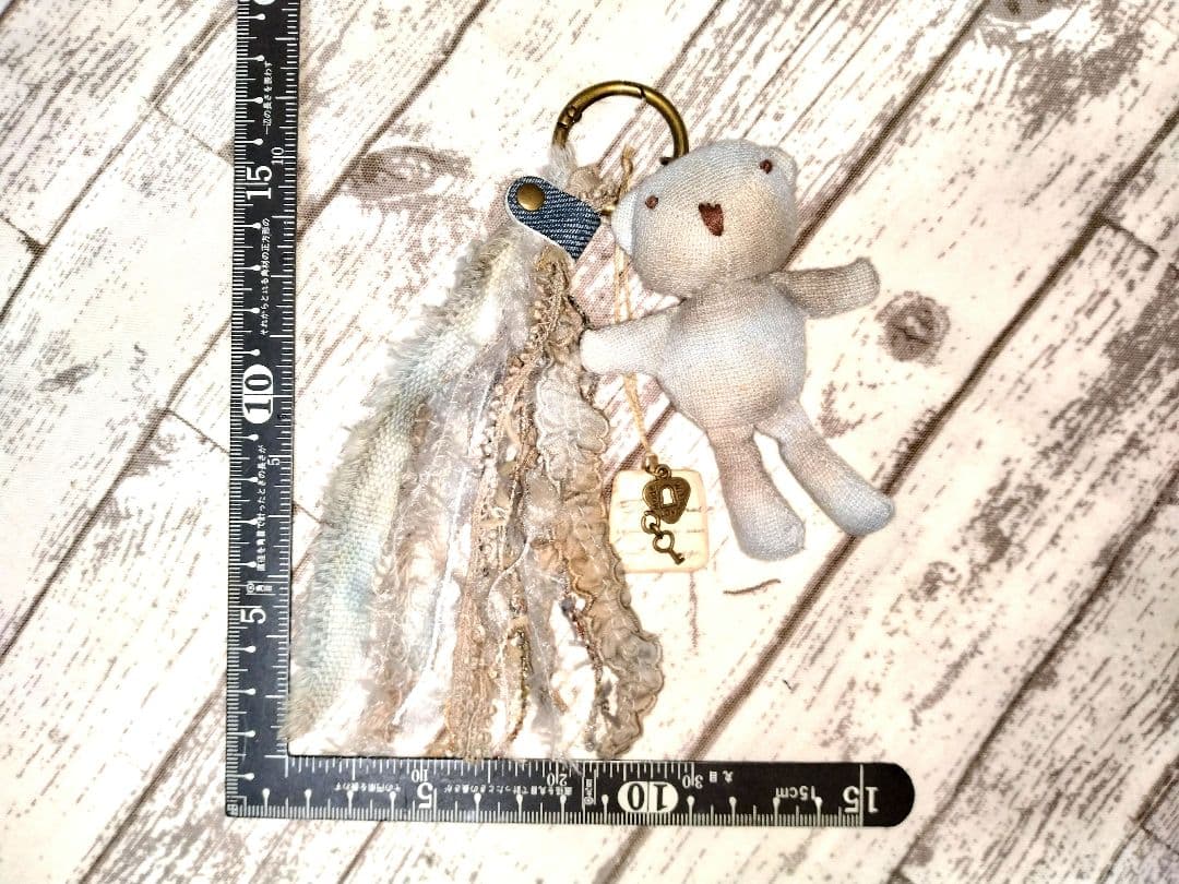 CUTE♥手染めくまちゃんWoodタグ付き 引き揃え糸タッセルチャーム