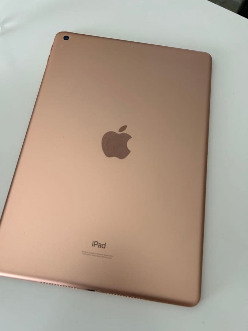【ジャンク品】Apple iPad 第8世代　32G Wi-Fi