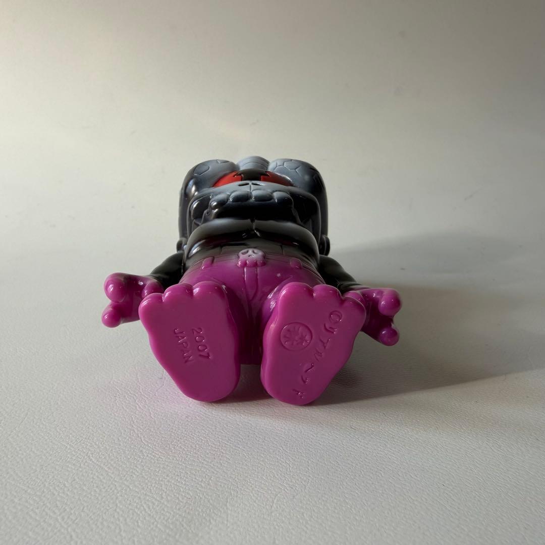 リアルヘッド　アクロカイザー　ミニ　ソフビ　フィギュア　黒　紫