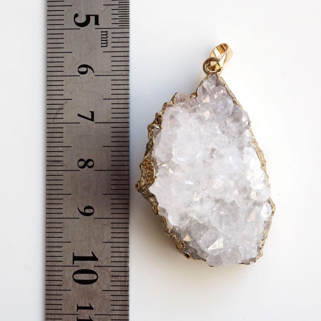 【はくとん( 'ω')ŧ‹\"ŧ‹\"】紫陽花翡翠のゴムブレス