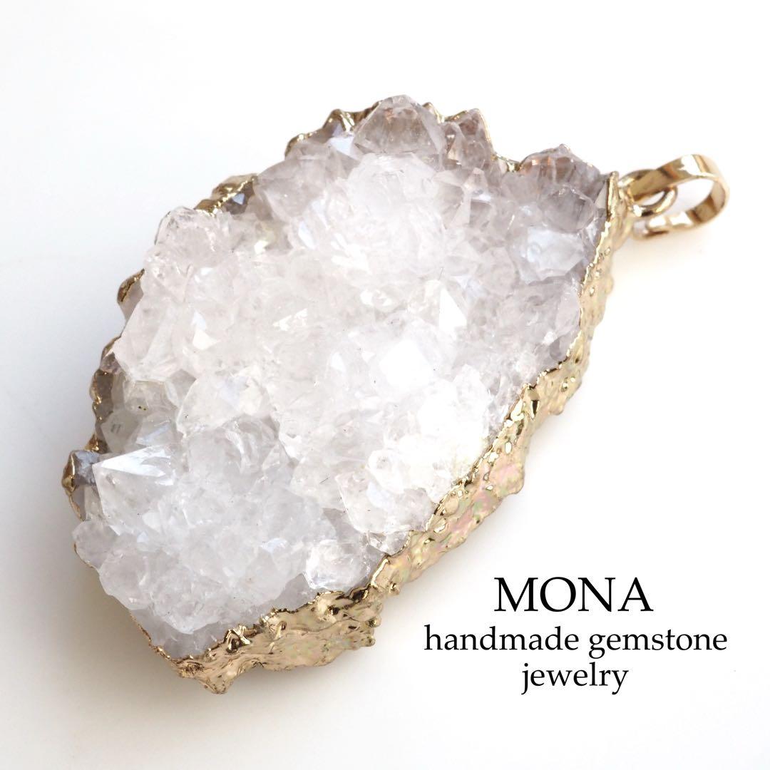 【はくとん( 'ω')ŧ‹\"ŧ‹\"】紫陽花翡翠のゴムブレス