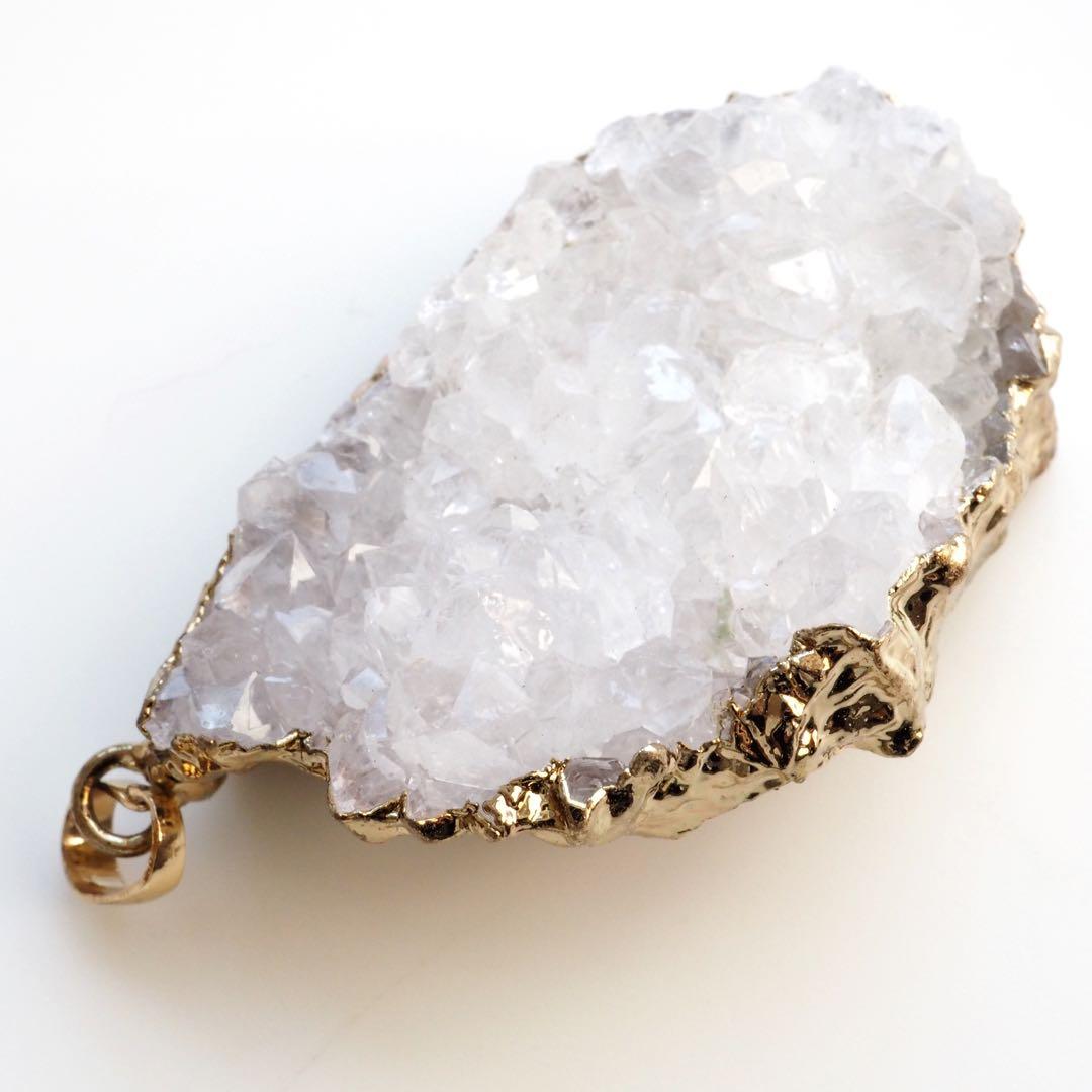 【はくとん( 'ω')ŧ‹\"ŧ‹\"】紫陽花翡翠のゴムブレス