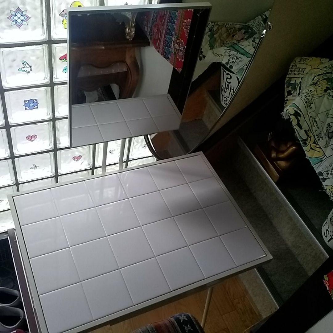 昭和レトロ　シャビーシックな鏡面台と椅子