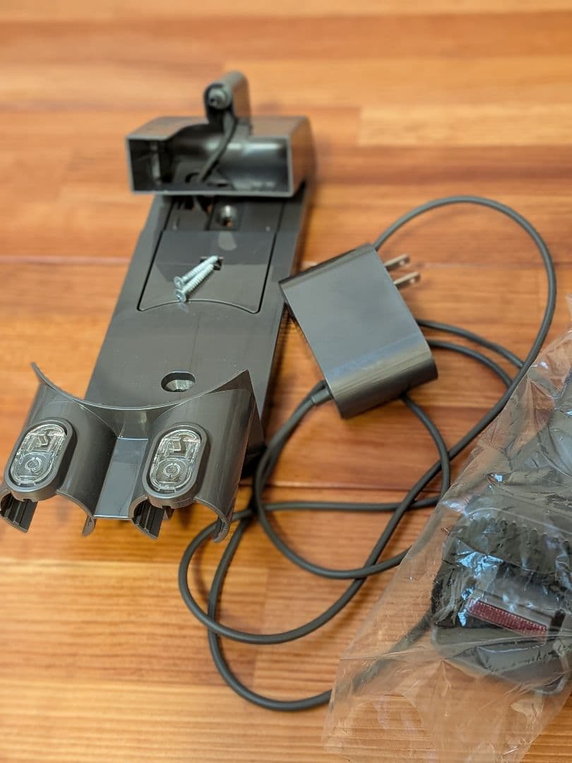 ダイソン　ハンディクリーナー　美品